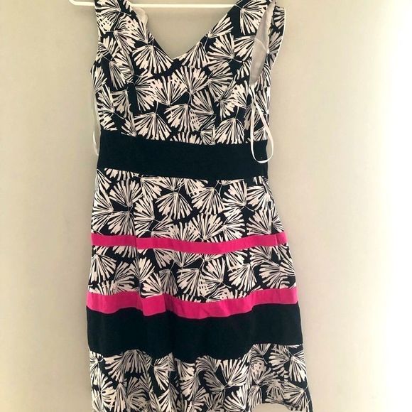 Anne Klein Dresses & Skirts - Ann Klein dress size 4